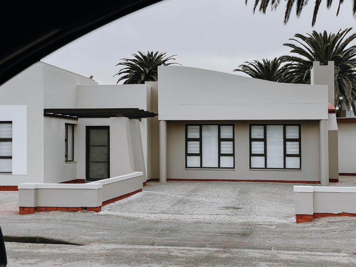 Avodation Walvis Bay Esterno foto